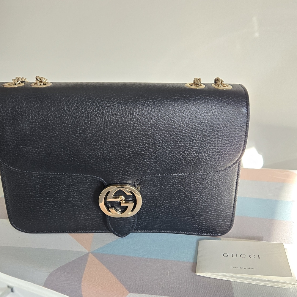 GucciMedium Dollar Interlocking G Shoulder Bag